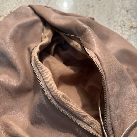 Hobo backpack - Picture 2 of 12